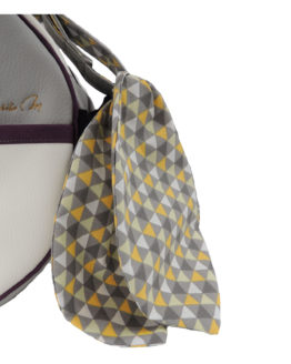 foulard géométrique