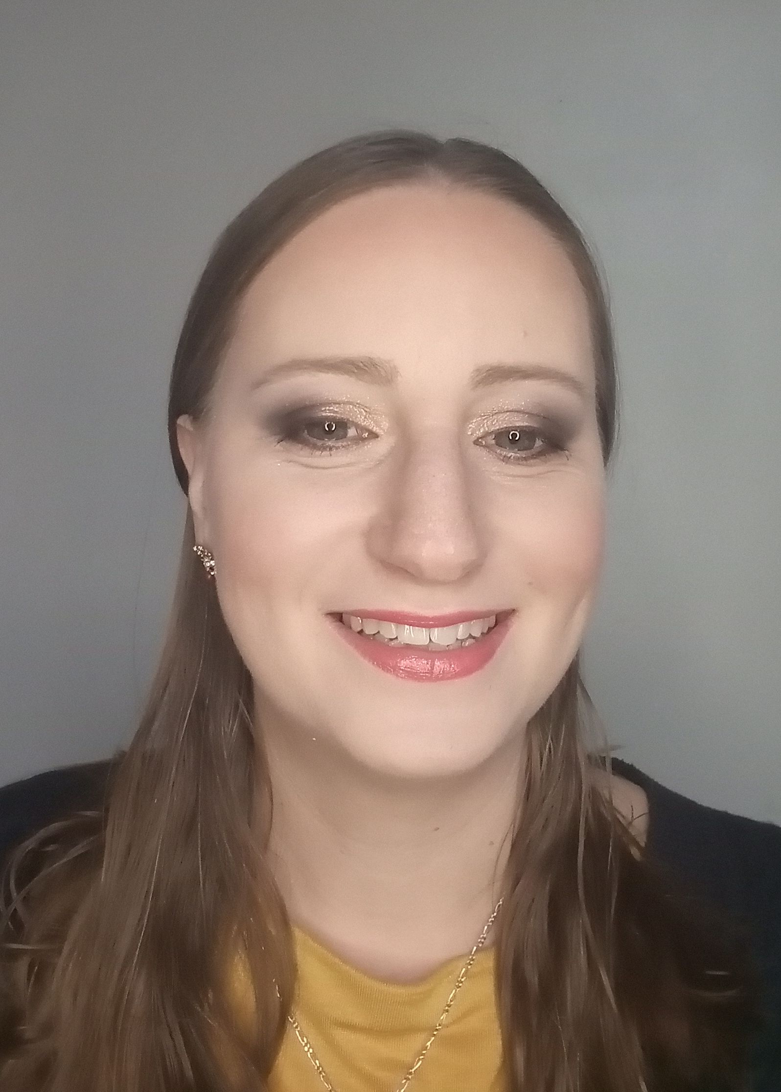 maquillage réalisé par aurélie-m, maquilleuse professionnelle à yzengremer